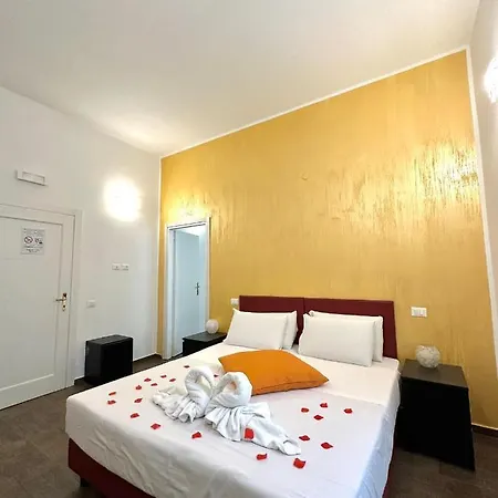 Konukevi Il Tempio Della Capitale Roma