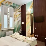Il Tempio Della Capitale Πανσιόν 4*