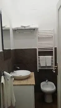 게스트하우스 일 템피오 델라 카피탈레 4*